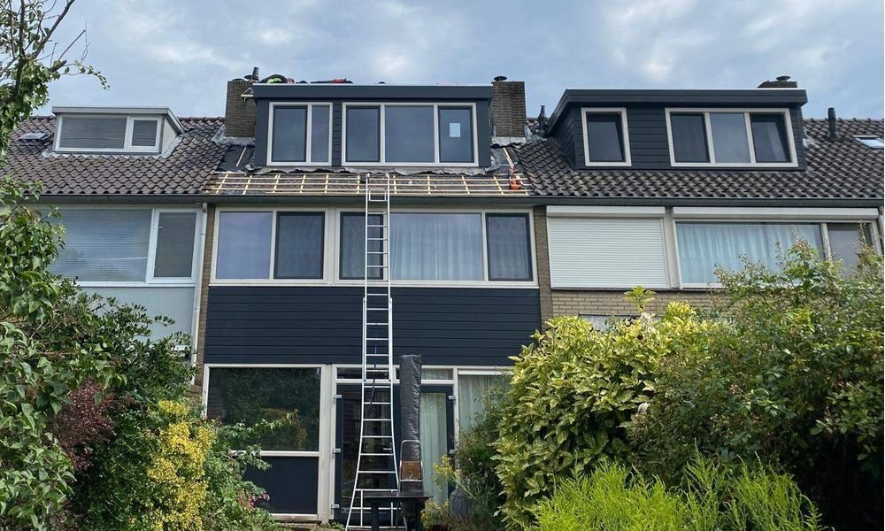 Wat kost een plat dak herstellen in Fijnaart?